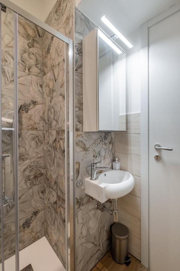 Studio 24 - Holiday & Business Apartment Bologna Exterior photo